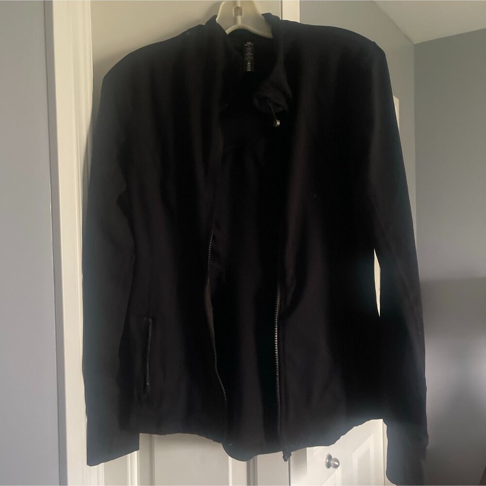 90 Degree by Reflex Small "Define" Inspired Athletic Jacket